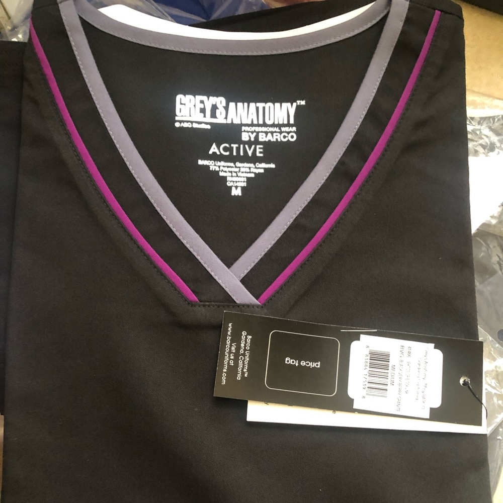 Greys anatomy scrub top